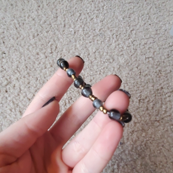 Bracelets - Picture 2 of 4